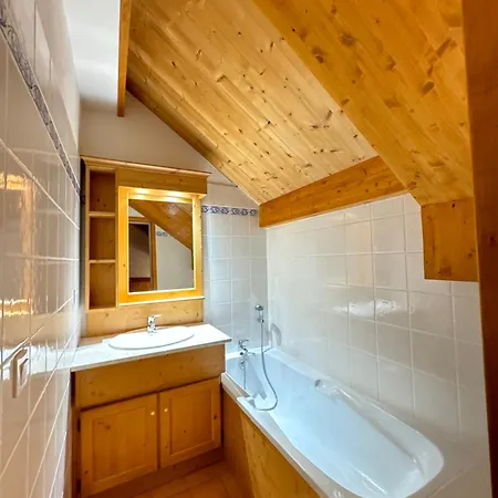 In & Out Spacious Apartment, Sauna-gym-piscine