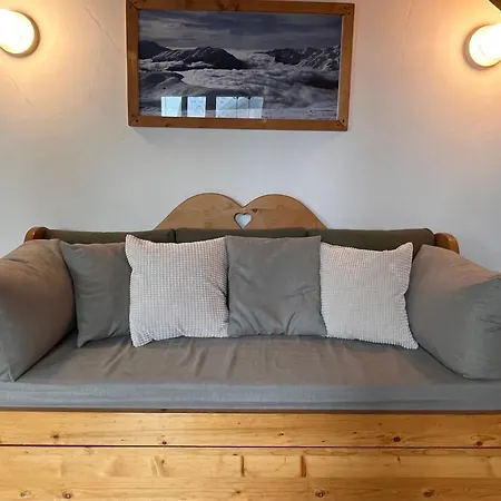 In & Out Spacious Apartment, Sauna-gym-piscine Oz